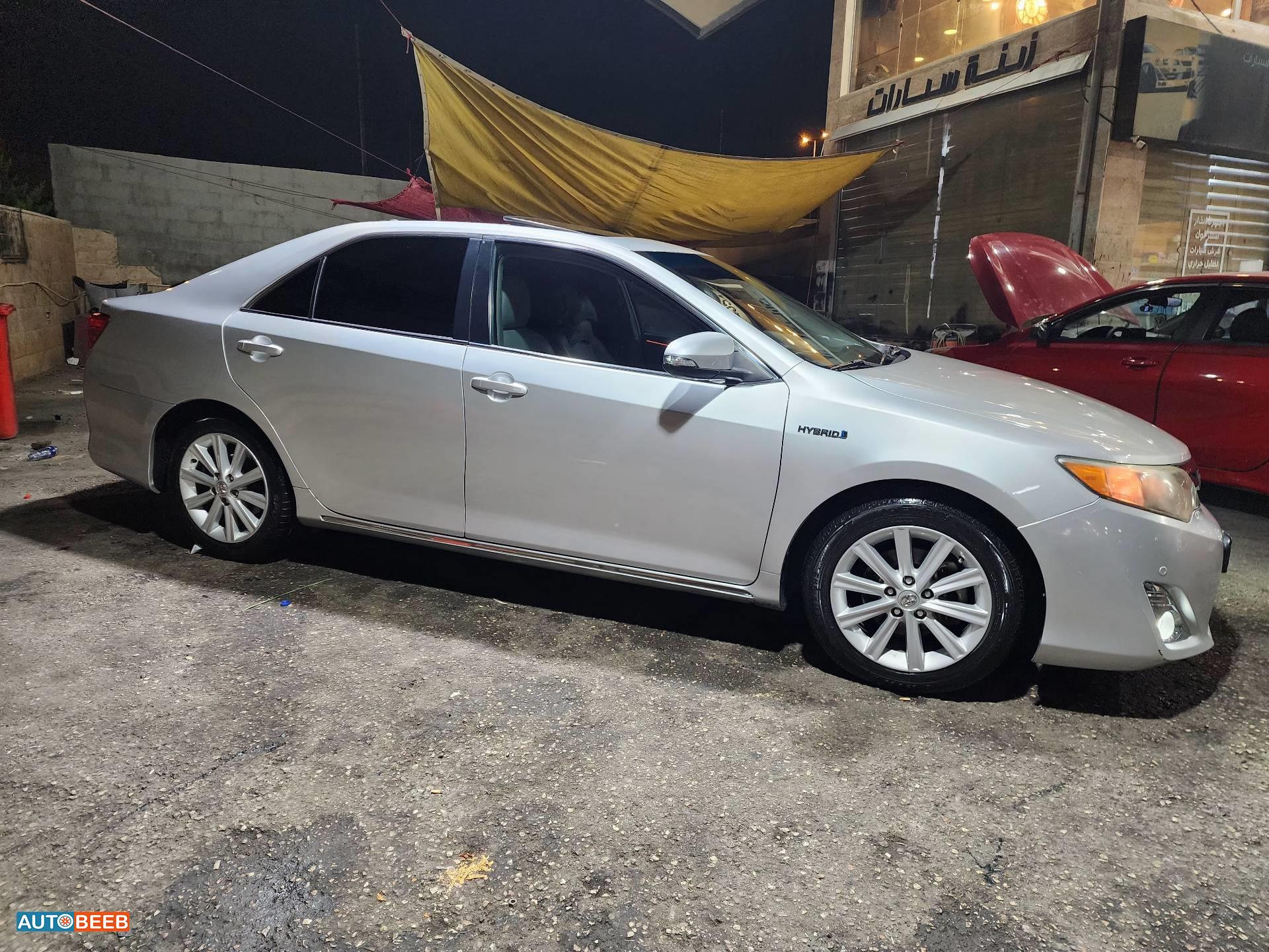 تويوتا كامري 2014