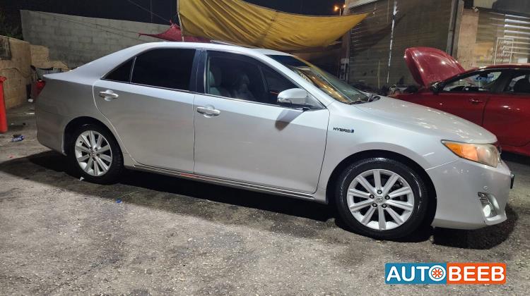 تويوتا كامري 2014