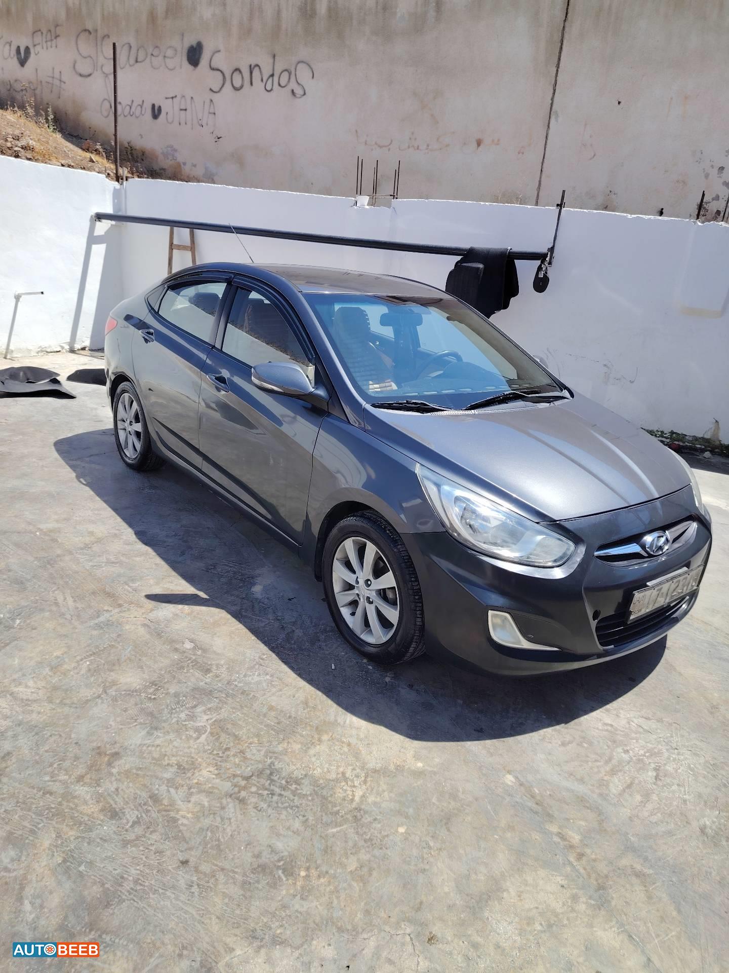 Hyundai Accent 2013