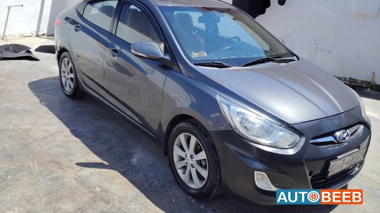 Hyundai Accent 2013