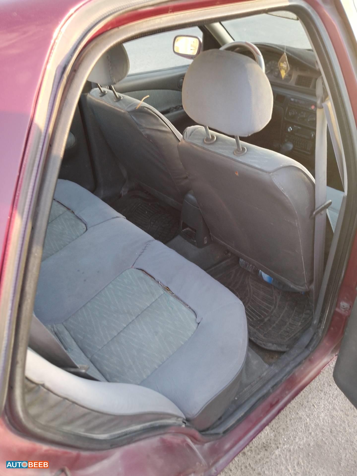 كيا سيفيا 1996