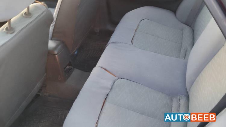 كيا سيفيا 1996