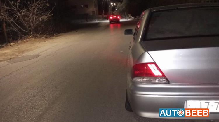 ميتسوبيشي لانسر 2002