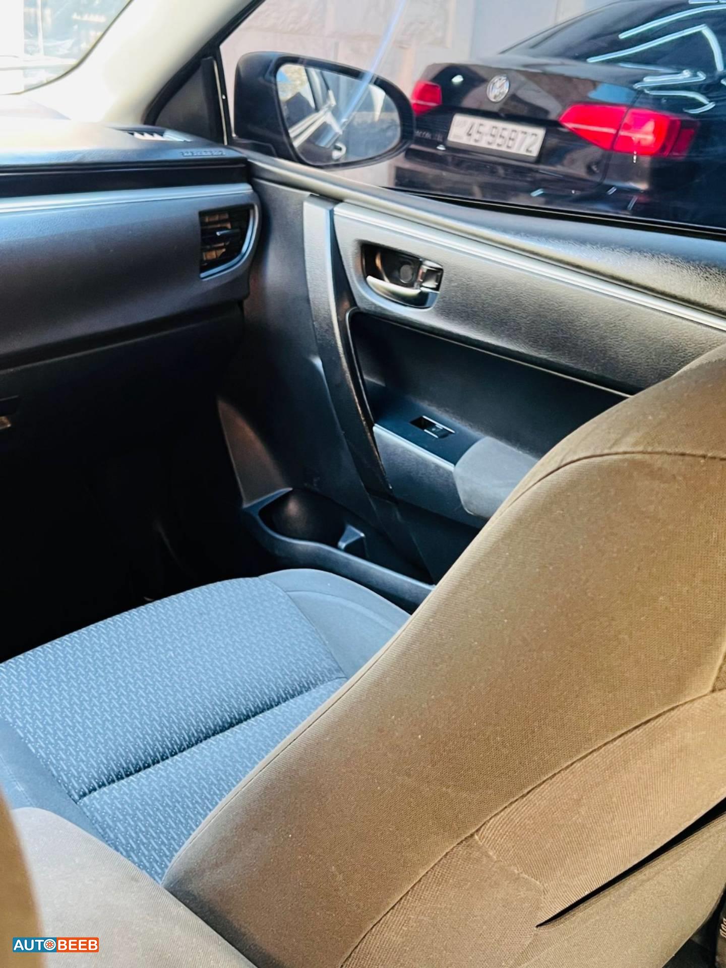 تويوتا كورولا 2016