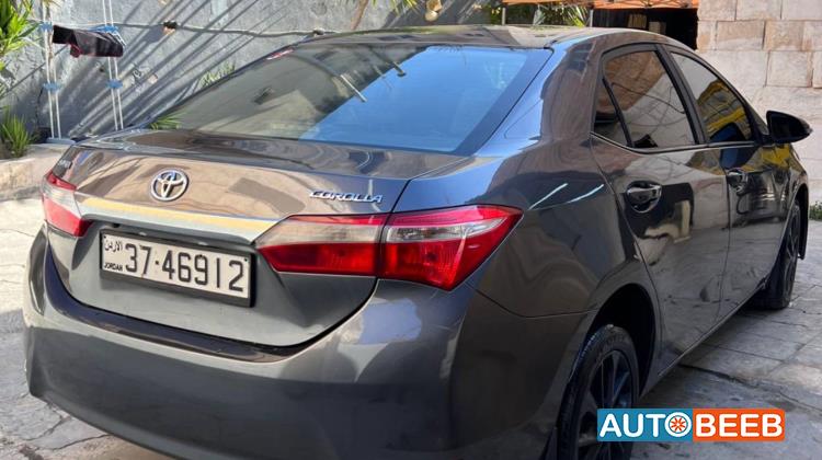 تويوتا كورولا 2016