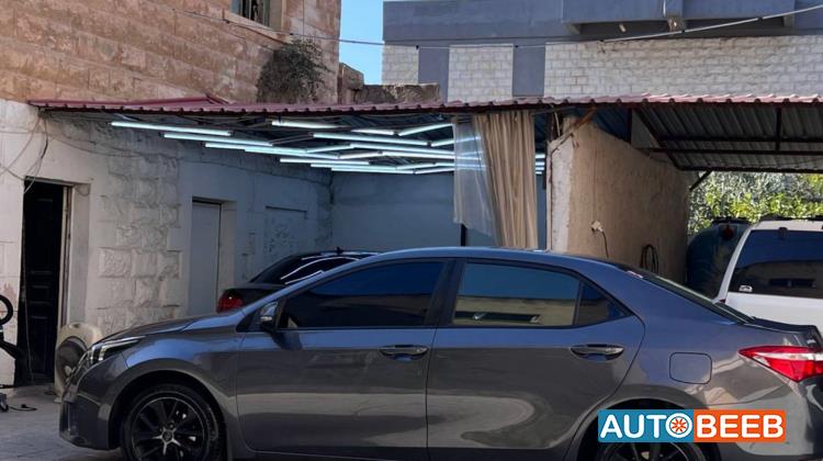 تويوتا كورولا 2016