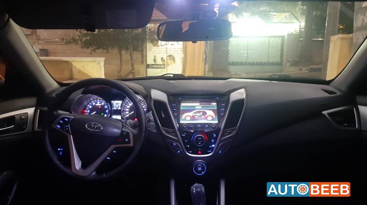 Hyundai Veloster 2012