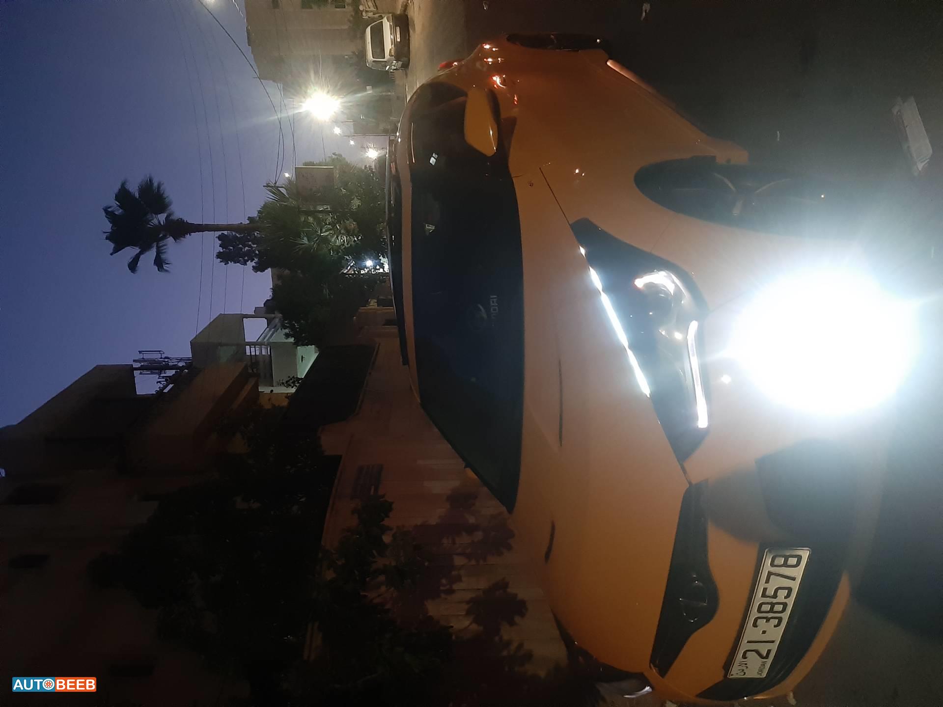 Hyundai Veloster 2012