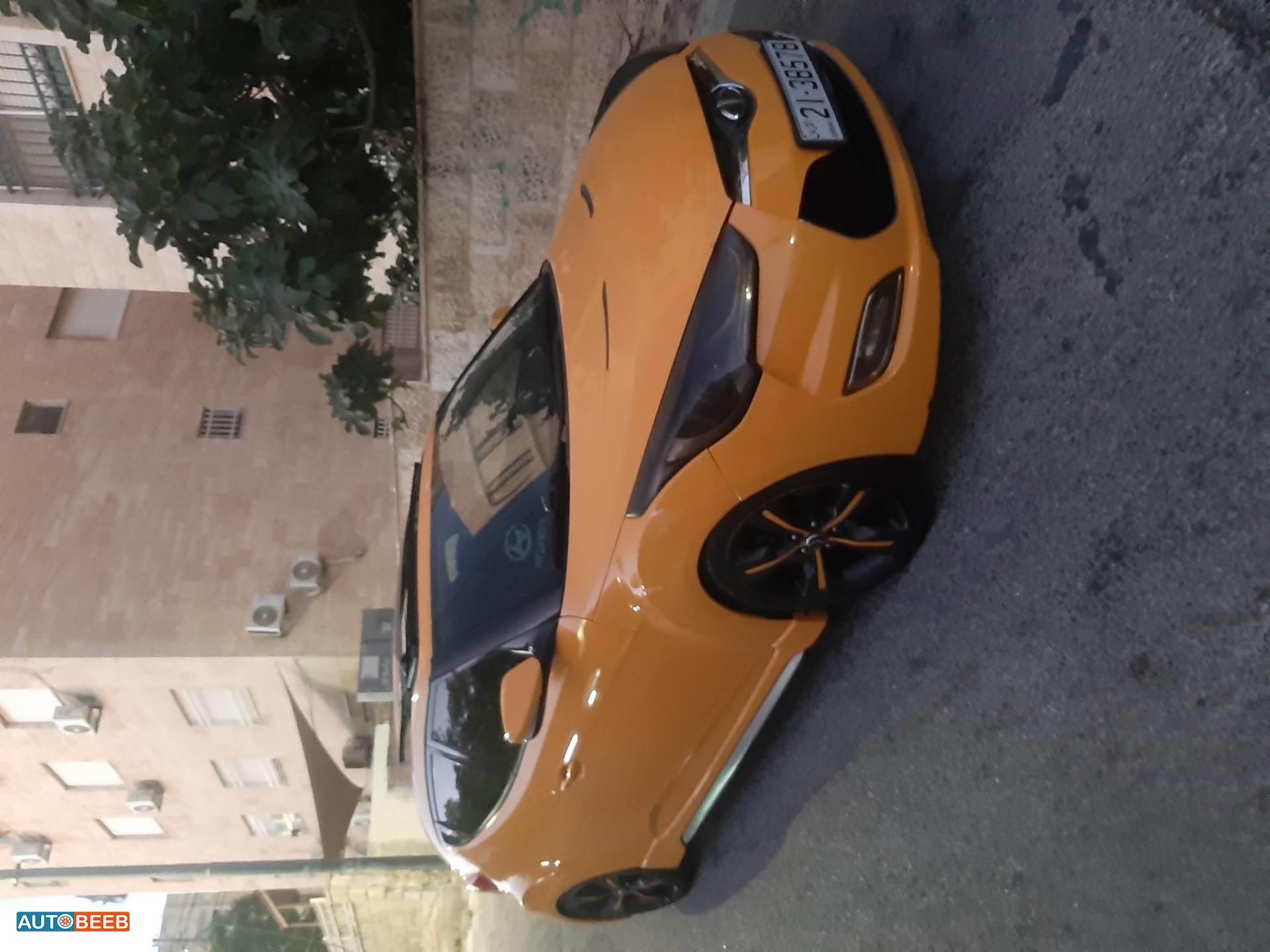 Hyundai Veloster 2012