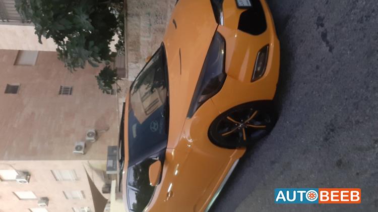 Hyundai Veloster 2012