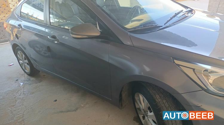 هيونداي اكسنت 2016