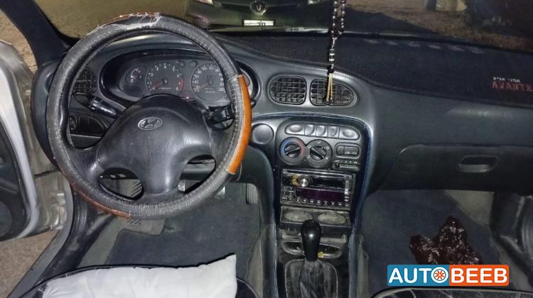 هيونداي افانتي 1995