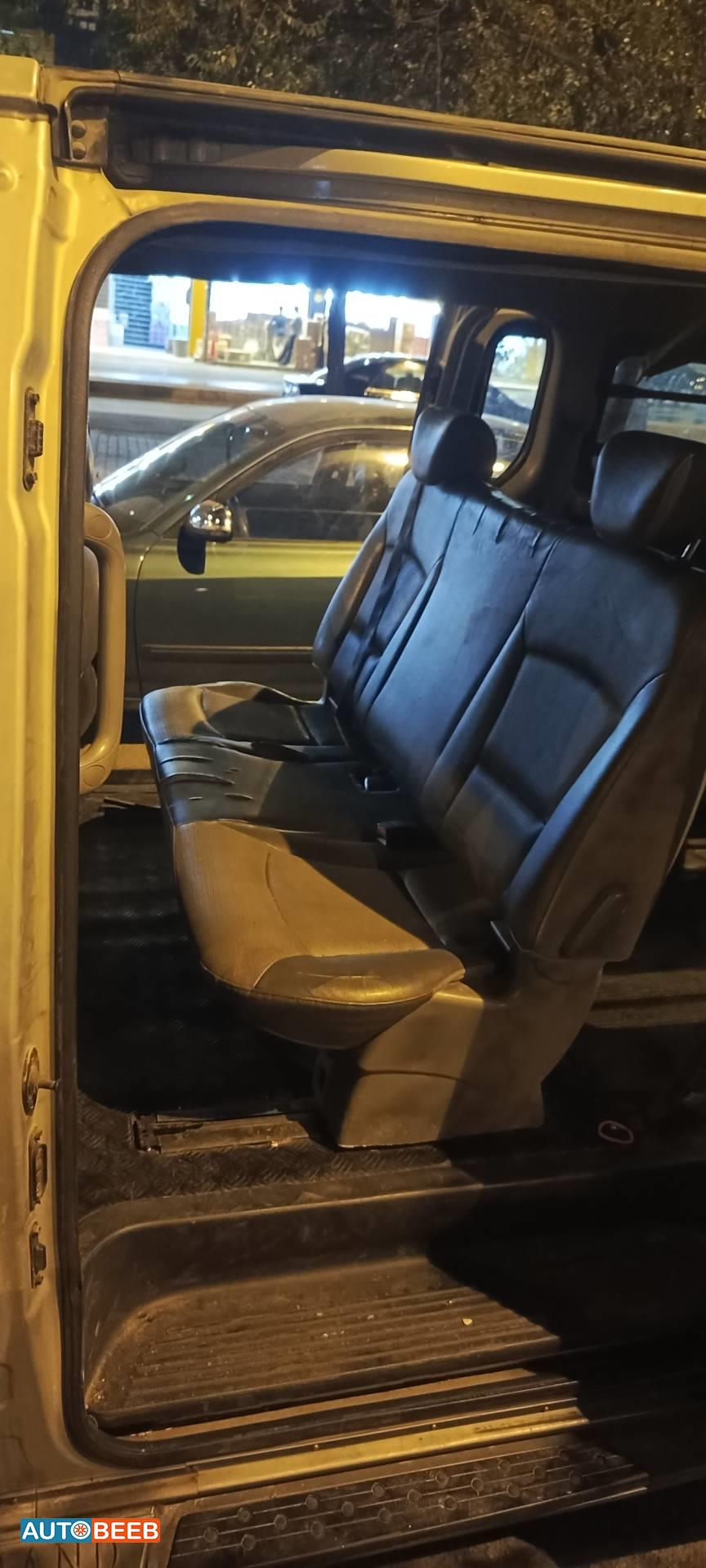 ميني باص هيونداي 2008