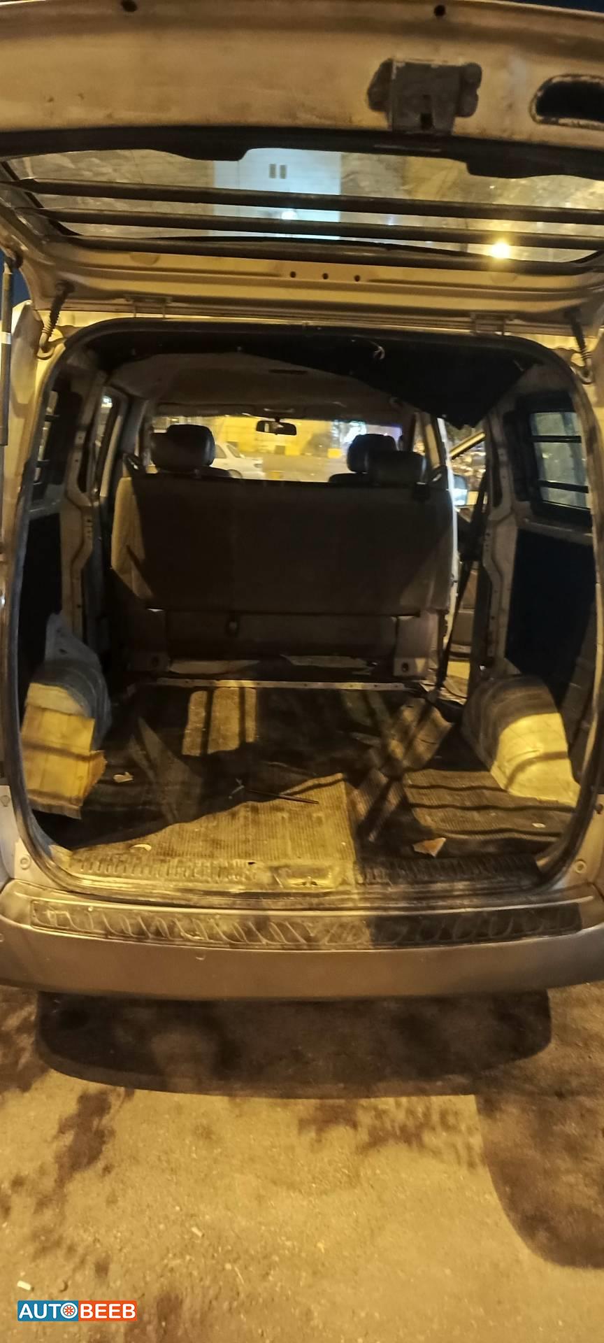 ميني باص هيونداي 2008