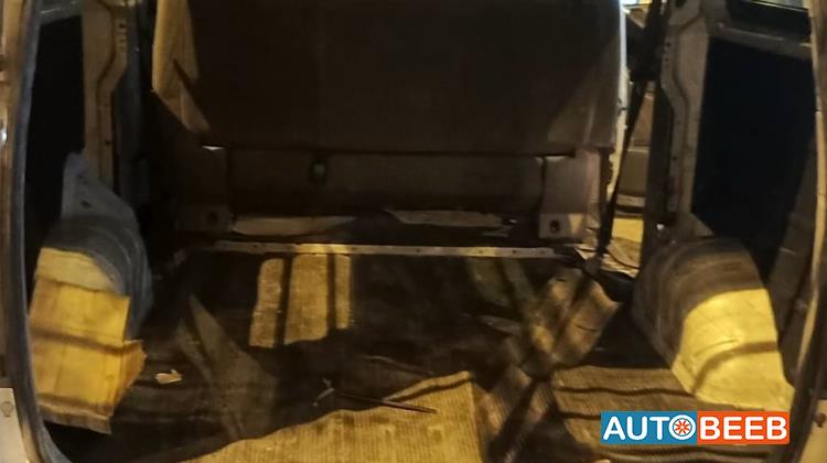 ميني باص هيونداي 2008