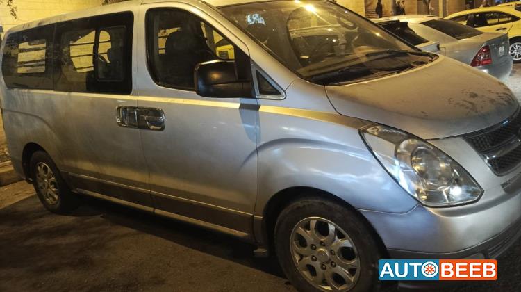 ميني باص هيونداي 2008