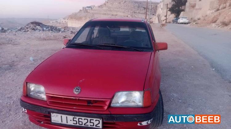 اوبل كاديت 1989