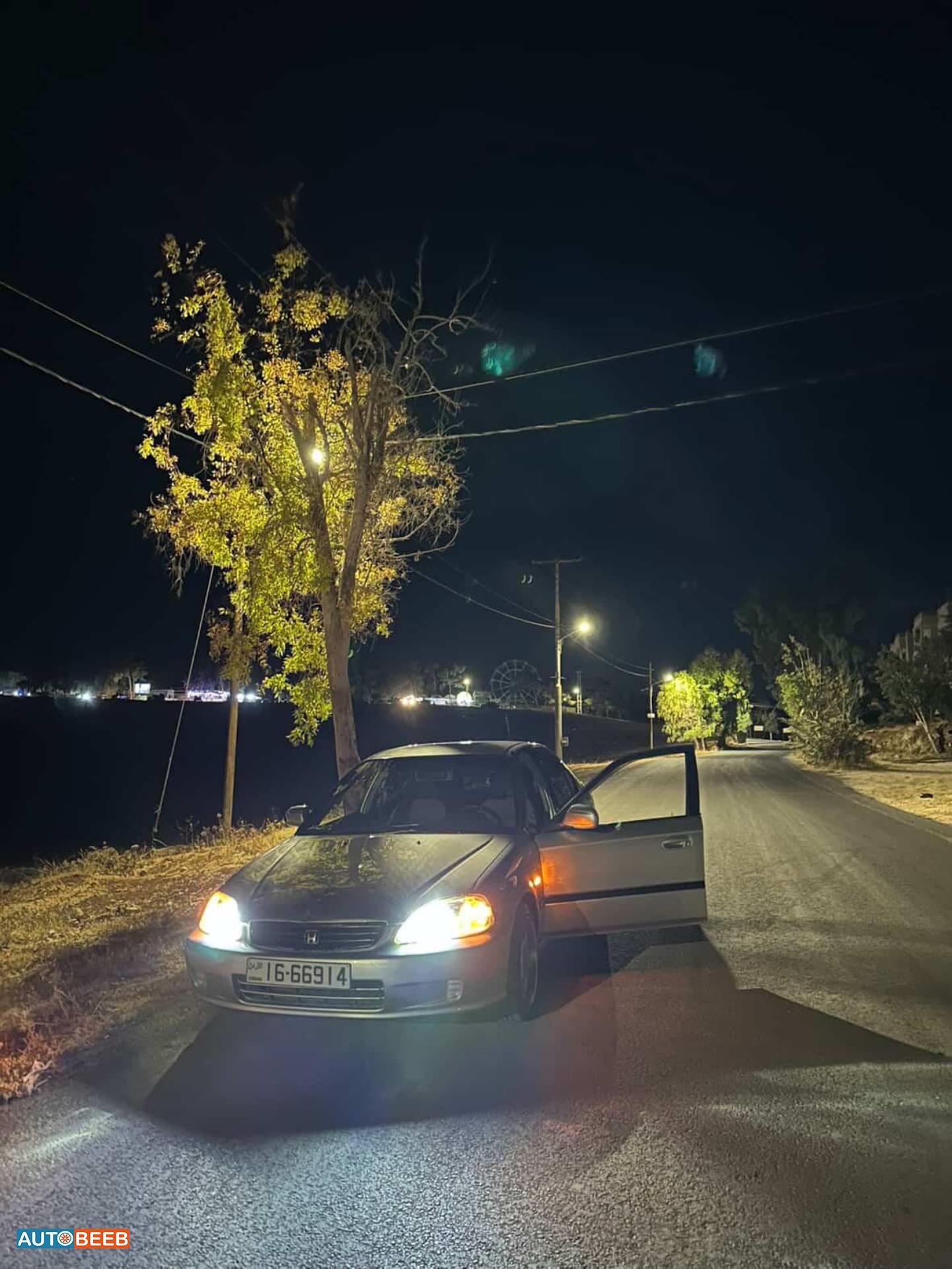 هوندا سيفيك 2000