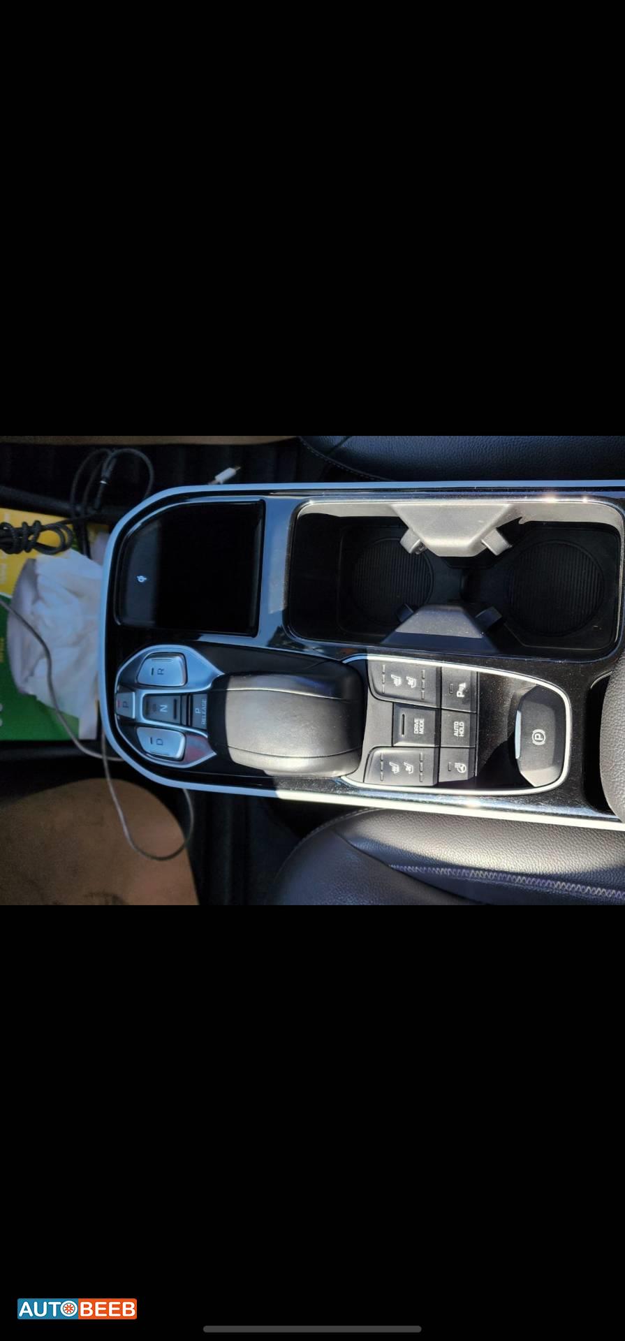 هيونداي ايونيك 2018