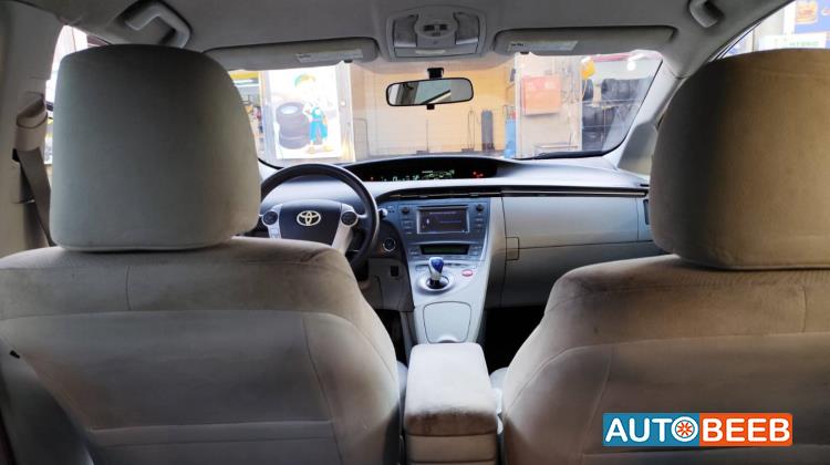 Toyota Prius 2014