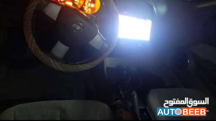 نيسان التيما 2005