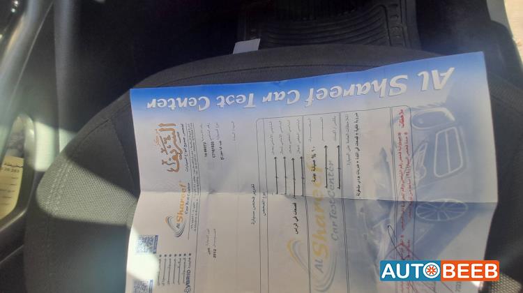 كيا سبورتاج 2012