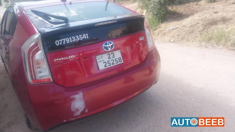 تويوتا بريوس 2015