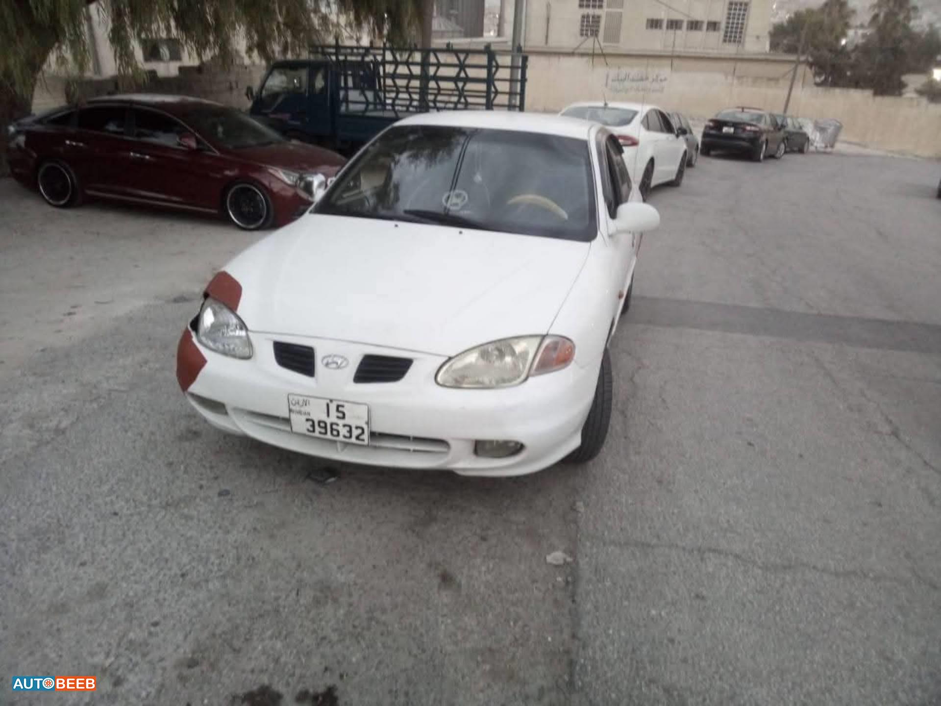 هيونداي افانتي 1999