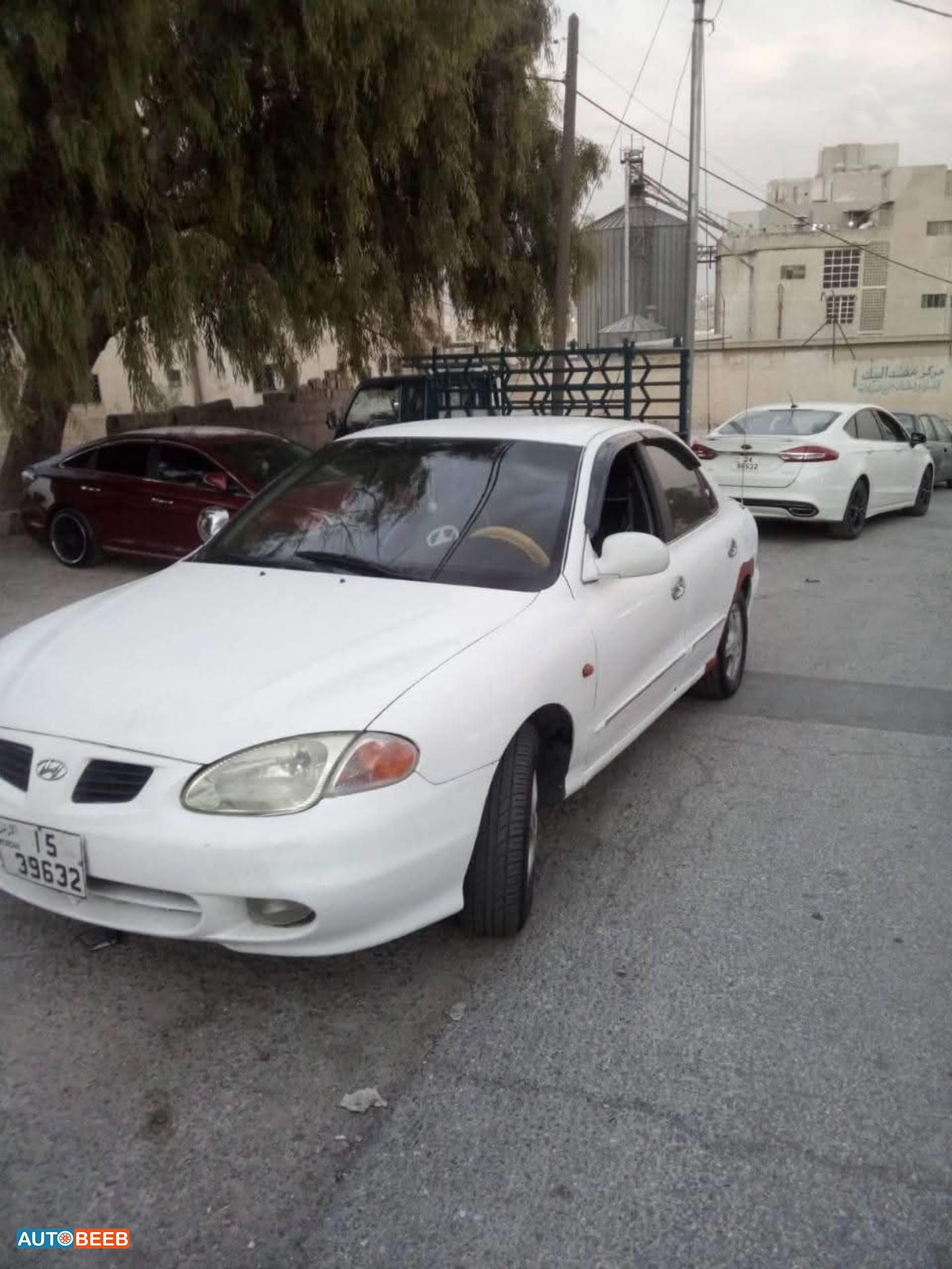 هيونداي افانتي 1999