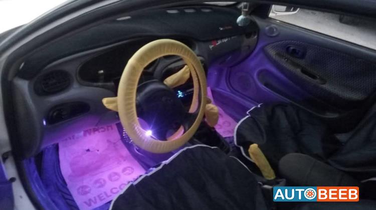 هيونداي افانتي 1999