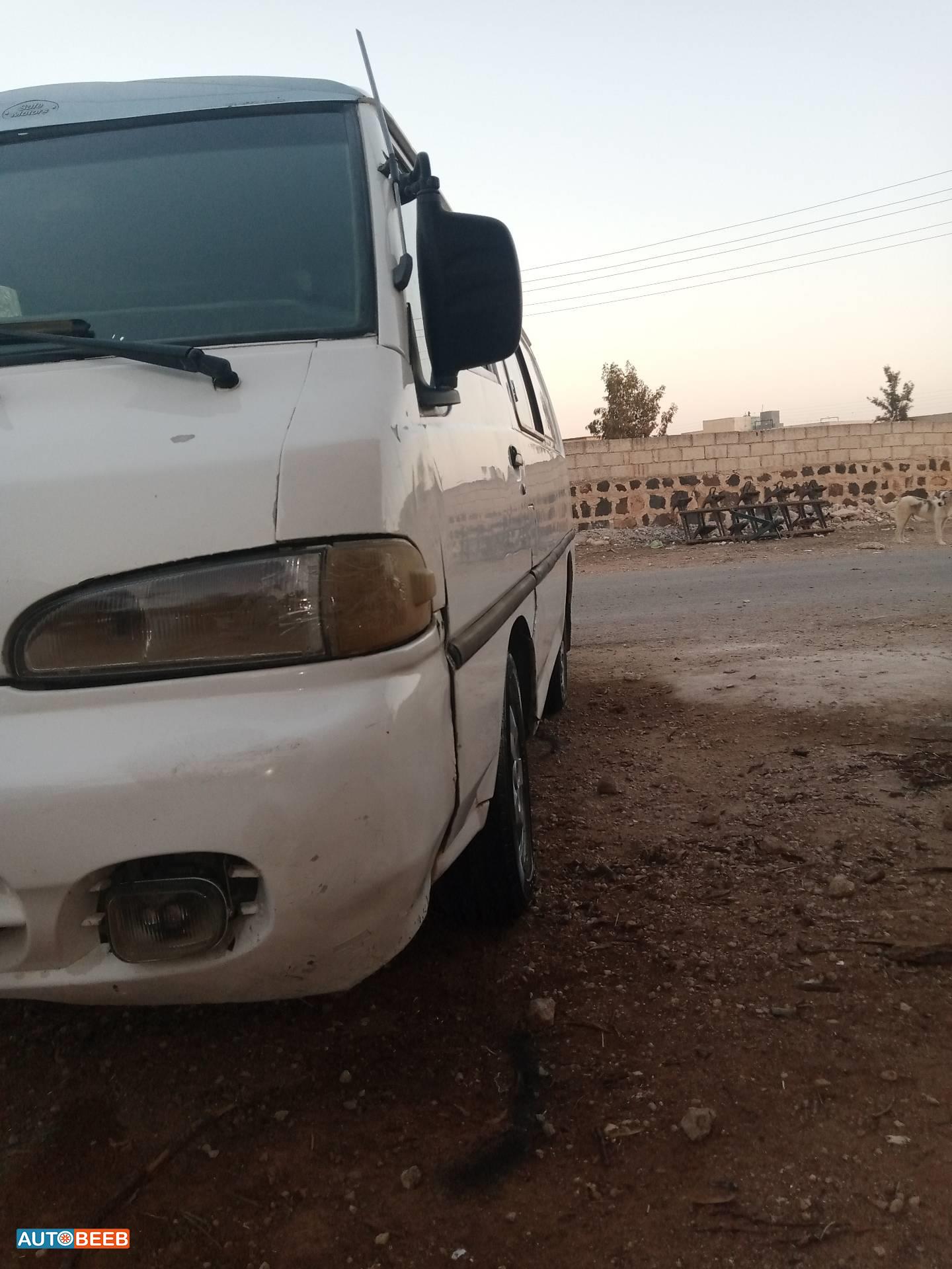 Minibus Hyundai 1998