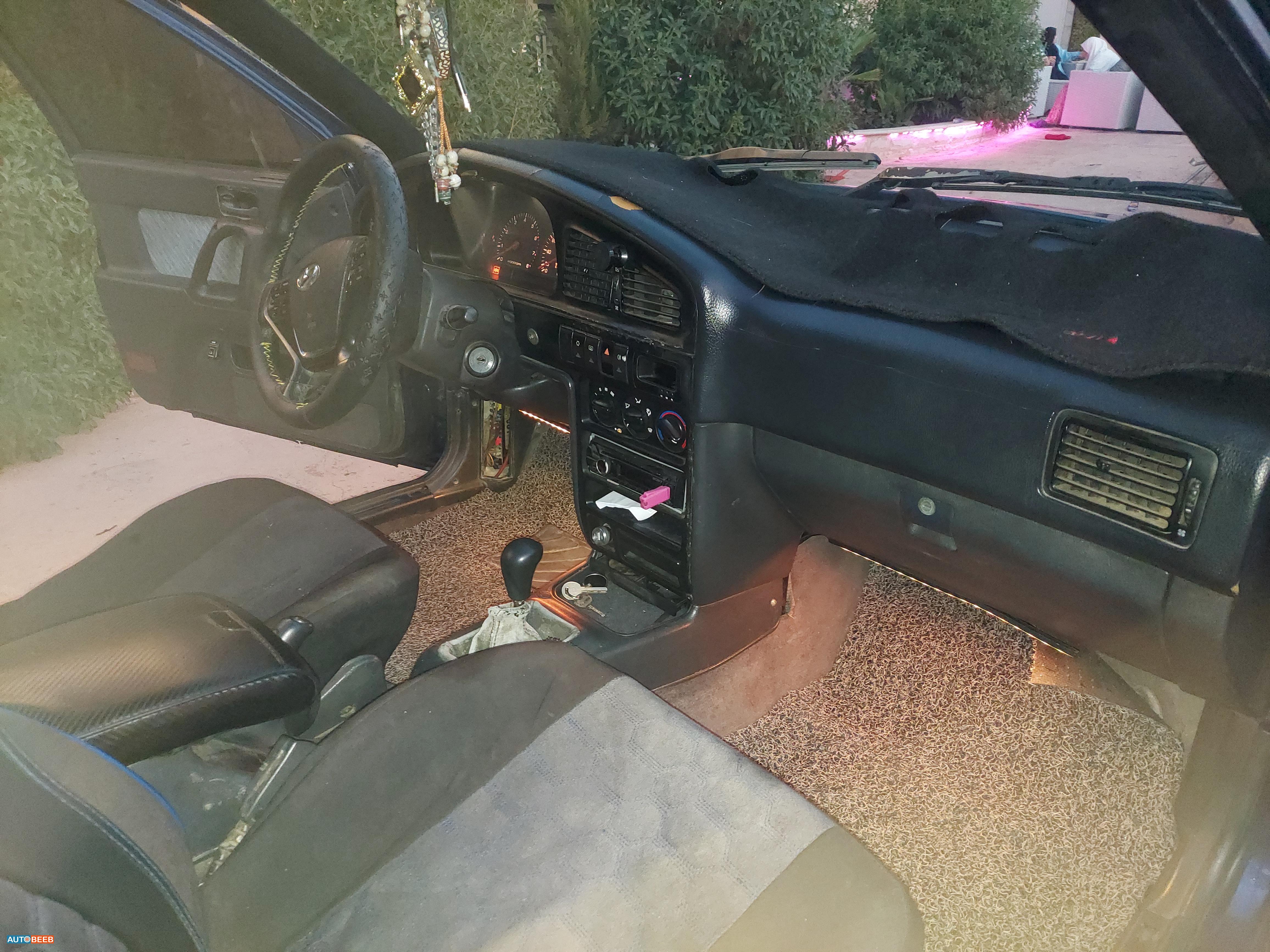 هيونداي النترا 1994