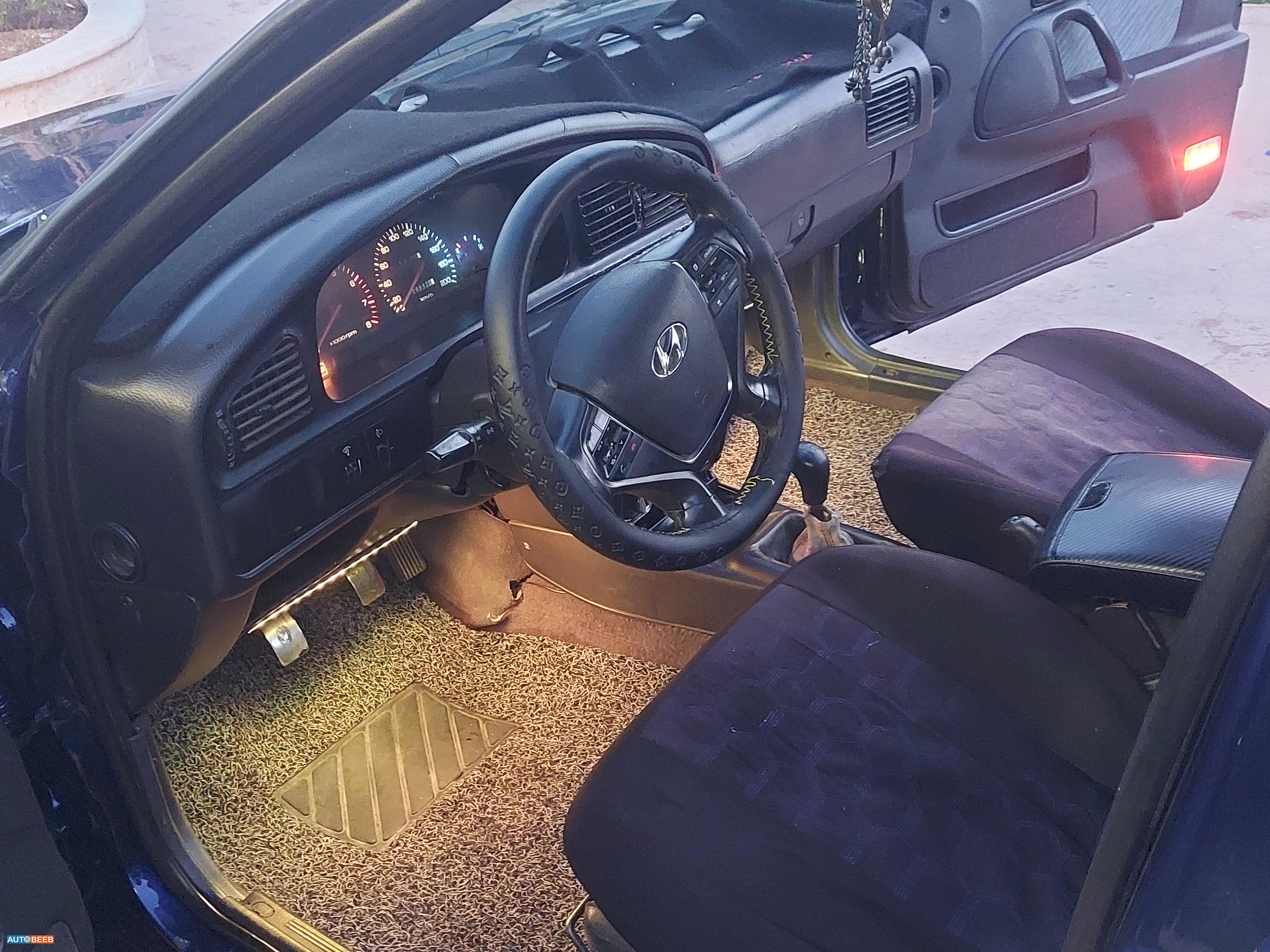 هيونداي النترا 1994