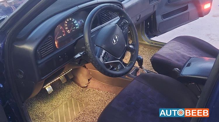 هيونداي النترا 1994