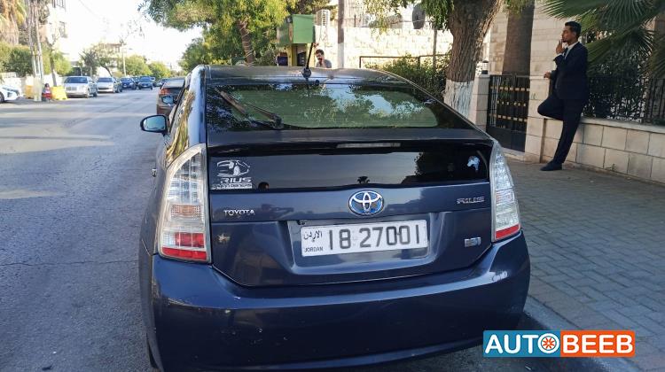 تويوتا بريوس 2011