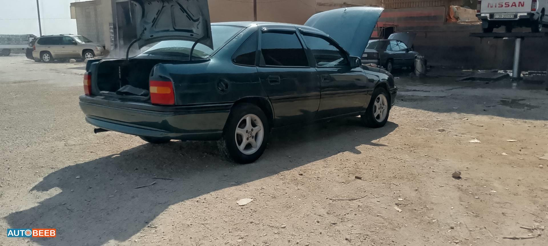 اوبل فيكترا 1994