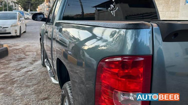 شيفروليه سلفرادو 2011