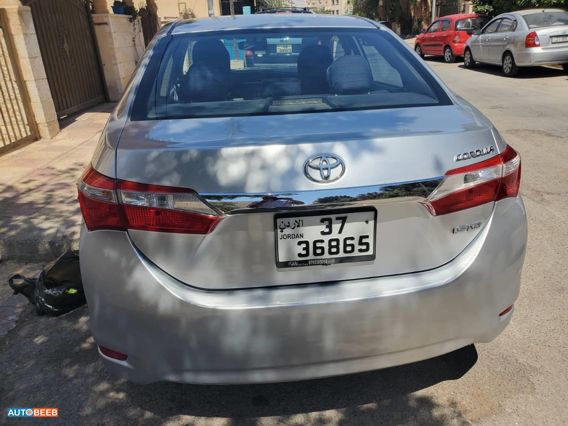 تويوتا كورولا 2015