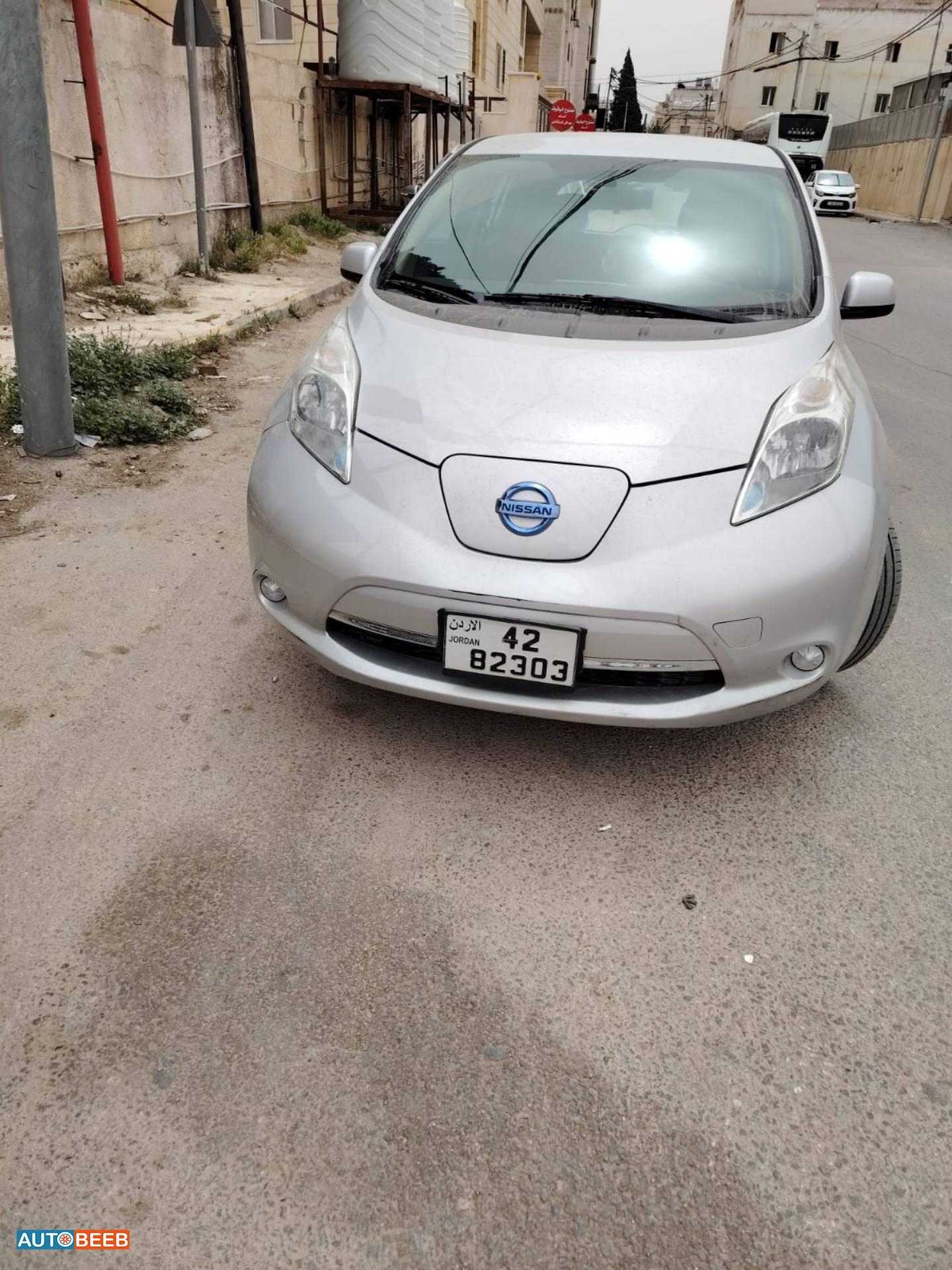 نيسان ليف 2017