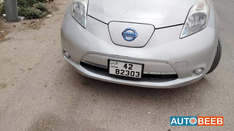 نيسان ليف 2017