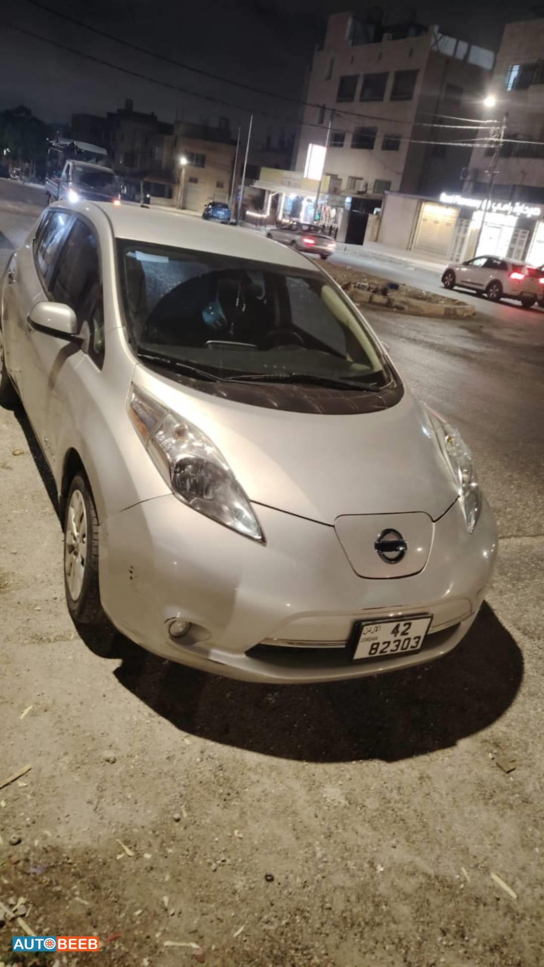 نيسان ليف 2017