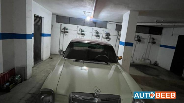 مرسيدس بنز E230 1975