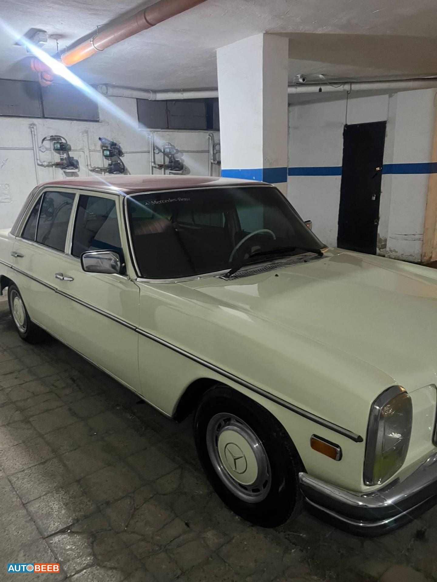 مرسيدس بنز E230 1975