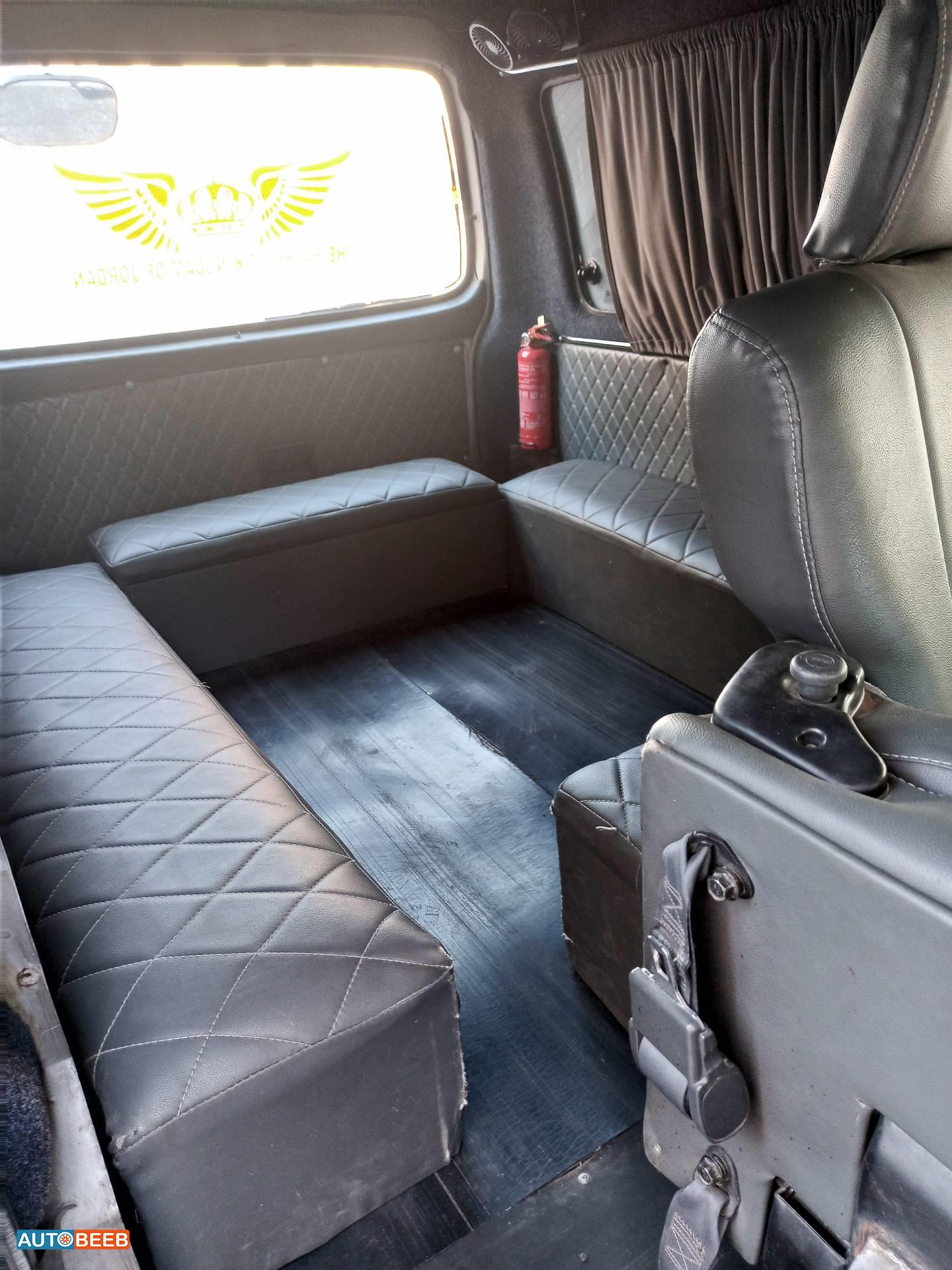 ميني فان هيونداي 2001