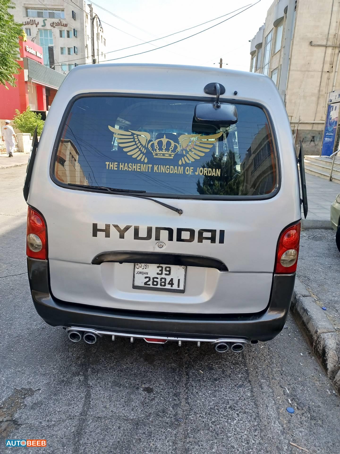 ميني فان هيونداي 2001