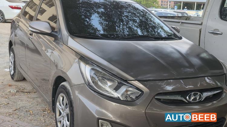 Hyundai Accent 2013