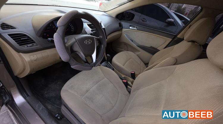 Hyundai Accent 2013