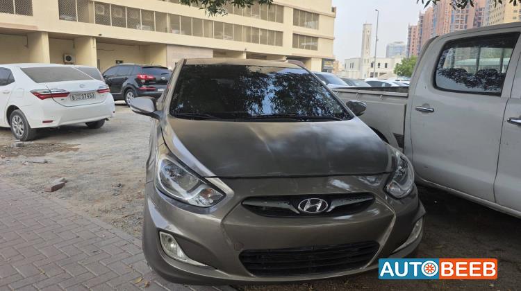 Hyundai Accent 2013