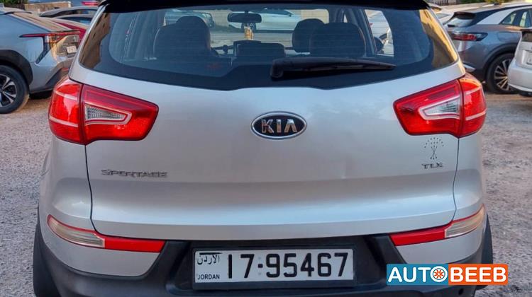 كيا سبورتاج 2011