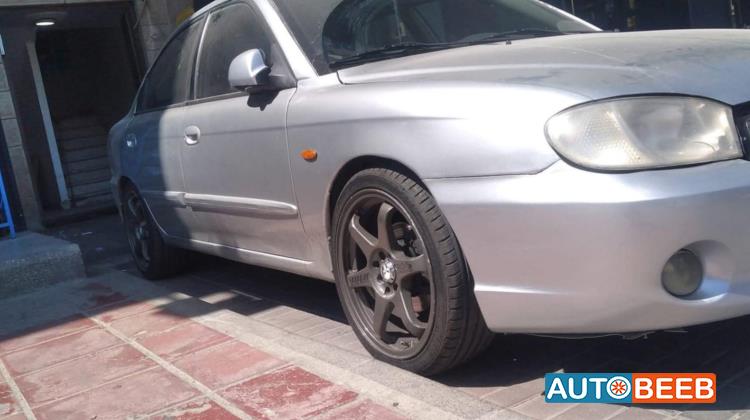 KIA Spectra 2000